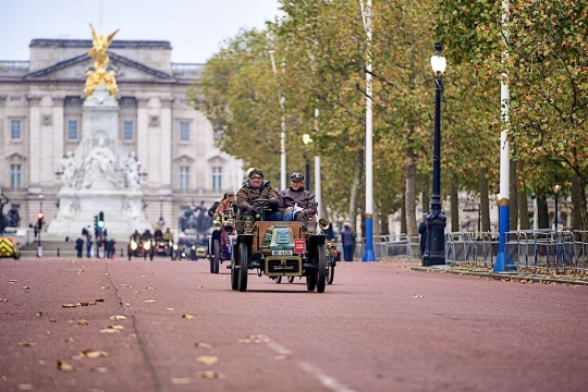 London To Brighton Veteran Car Run 2024 - London Calling 99 121-BS-4126-London To Brighton Veteran Car Run 2024-K2photographic web