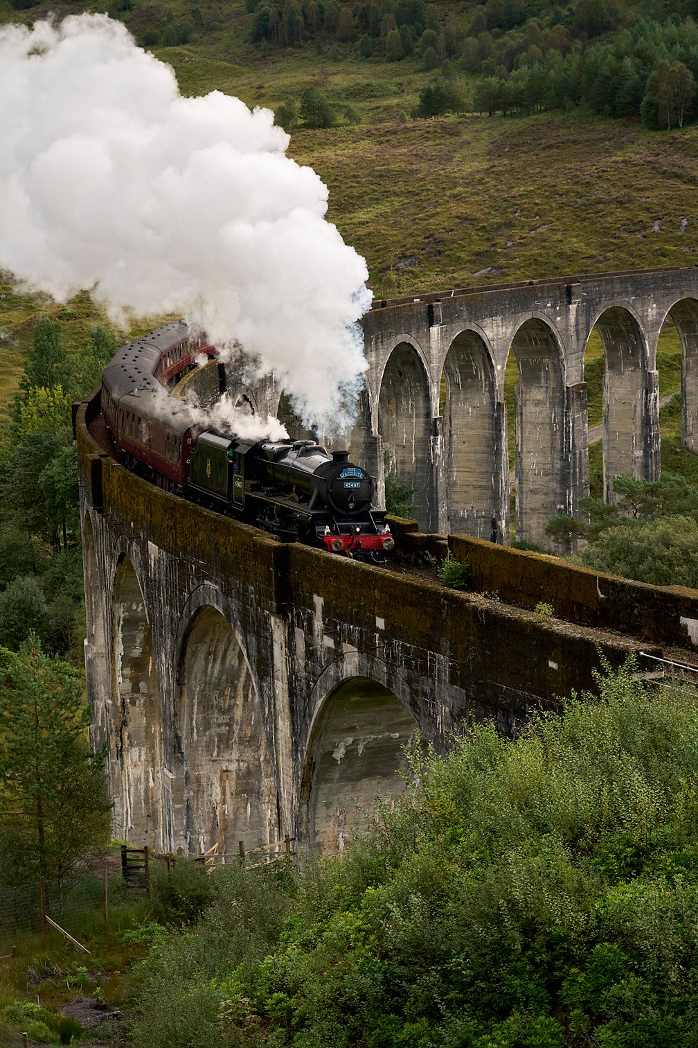 Jacobite Steam Train 2b copy K2photographic - UK specialists in cinematic off-camera flash for horse portrait photography, dog & family portraits.